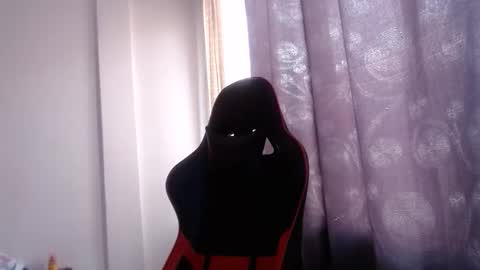 Snapshot of ariannaloovel chatting on 10/30/25, 06:30 ariannaloovel online show from 10/30/25, 06:30