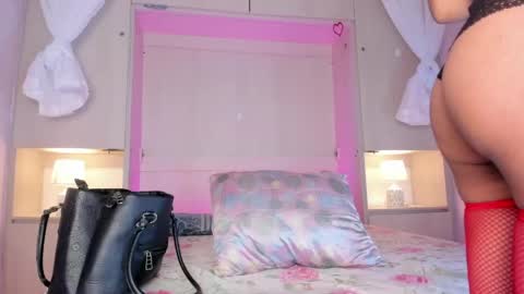 Snapshot of ariannavega_ chatting on 06/03/26, 11:46 ariannavega_ online show from 06/03/26, 11:46