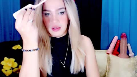 Snapshot of arianne_xoxo777 chatting on 03/10/26, 08:03 ARIANNE CUMS online show from 03/10/26, 08:03