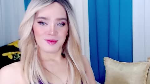 Snapshot of arianne_xoxo777 chatting on 03/21/26, 08:41 ARIANNE CUMS online show from 03/21/26, 08:41