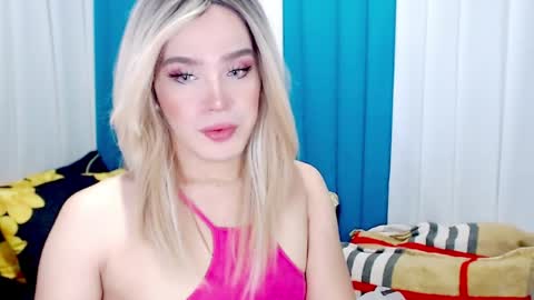 Snapshot of arianne_xoxo777 chatting on 03/25/26, 08:09 ARIANNE CUMS online show from 03/25/26, 08:09