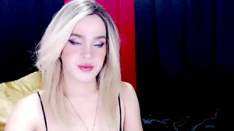 Snapshot of arianne_xoxo777 chatting on 04/15/26, 07:26 ARIANNE CUMS online show from 04/15/26, 07:26