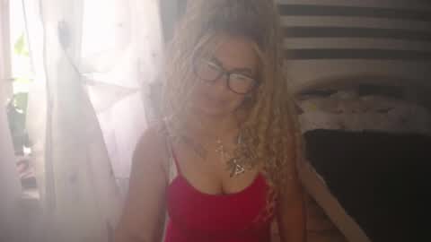 Snapshot of ariannesexy chatting on 06/21/26, 09:34 ArianeSexy online show from 06/21/26, 09:34