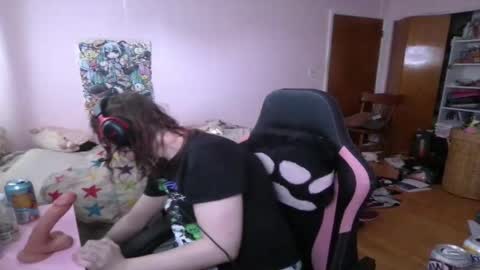 Ariathebrat online show from 05/18/26, 09:09