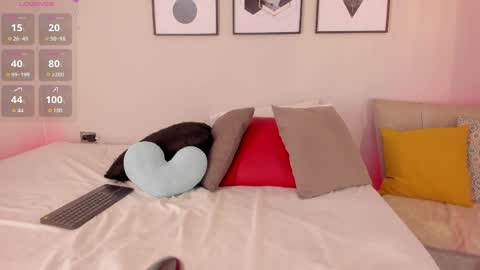 Aria online show from 04/15/26, 07:32