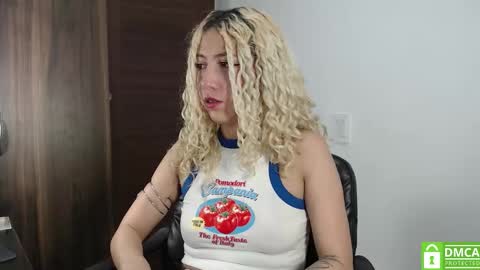 Ari Bunnie  online show from 03/03/26, 04:07