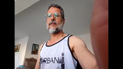 Ariel4Bears online show from 04/30/26, 01:50