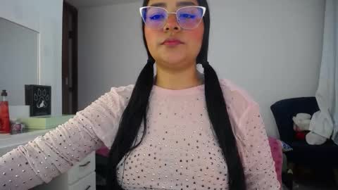 daniella online show from 10/22/25, 02:45