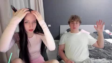 Ariel online show from 03/18/26, 08:23