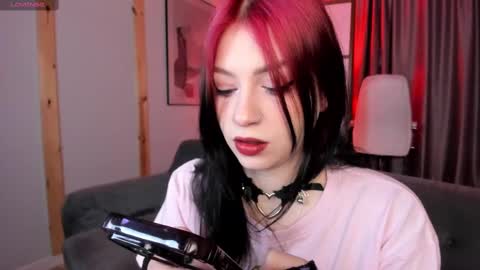 Ariel online show from 02/14/25, 01:40