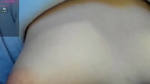 Snapshot of arielbelli chatting on 09/26/25, 10:08 Ariel online show from 09/26/25, 10:08