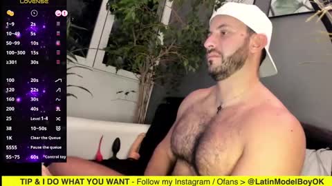 Snapshot of arielenbsas chatting on 02/26/25, 03:10 Ariel online show from 02/26/25, 03:10