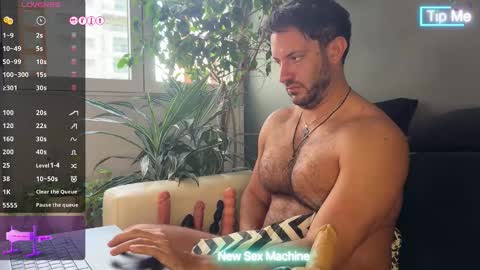 Snapshot of arielenbsas chatting on 02/24/26, 12:25 Ariel online show from 02/24/26, 12:25