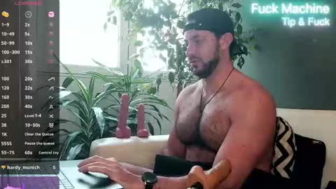 Snapshot of arielenbsas chatting on 06/28/26, 01:39 Ariel online show from 06/28/26, 01:39