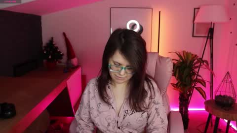 Ariell Mini online show from 01/18/26, 02:21