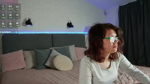 Ariell Mini online show from 05/30/26, 06:21