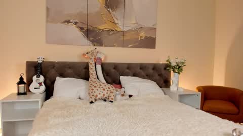 Ariella GTM3  Tue Wed Thu Fri Sat  0400 am-1030pm online show from 10/03/25, 01:13