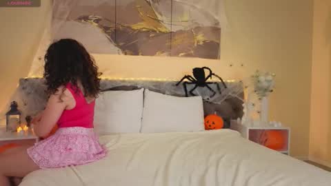 Ariella GTM3  Tue Wed Thu Fri Sat  0400 am-1030pm online show from 11/03/25, 01:08