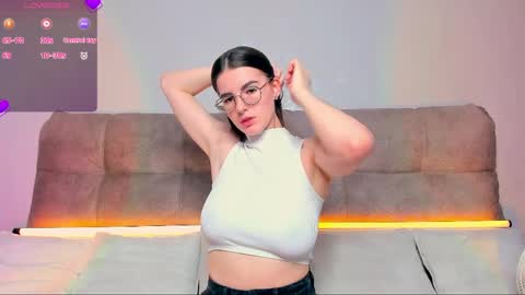 Snapshot of ariellateska chatting on 05/08/26, 02:39 Ariella online show from 05/08/26, 02:39