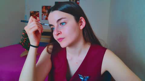 arielstonks_lovee online show from 12/19/24, 08:13