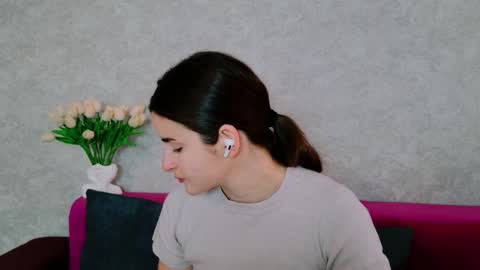 arielstonks_lovee online show from 09/24/25, 03:54