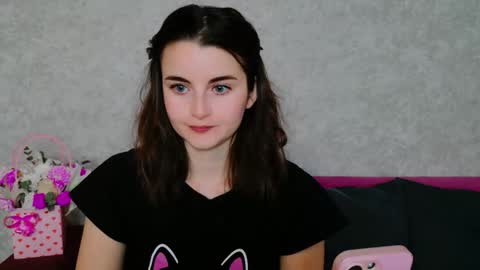 arielstonks_lovee online show from 11/04/25, 02:32