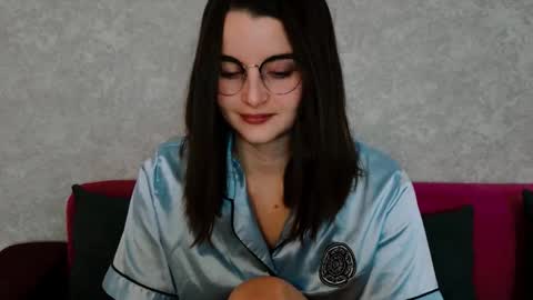 arielstonks_lovee online show from 11/26/25, 05:30