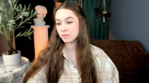 Snapshot of arielsykes chatting on 05/06/26, 06:57 arielsykes online show from 05/06/26, 06:57