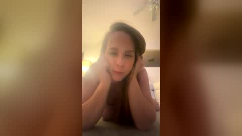 Snapshot of arielthemermaid69 chatting on 08/04/26, 01:42 arielthemermaid69 online show from 08/04/26, 01:42
