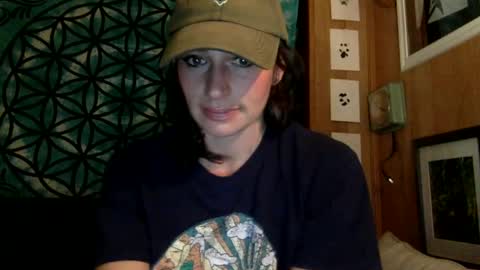 ariel  colin when hes here online show from 12/02/24, 11:51