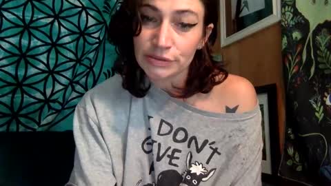 ariel  colin when hes here online show from 12/03/24, 05:01