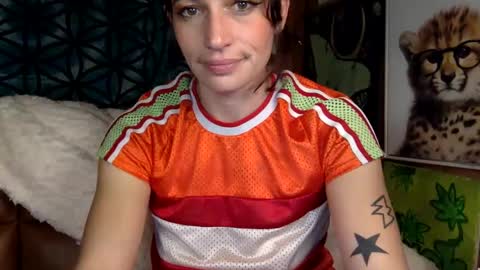 ariel  colin when hes here online show from 12/12/24, 04:26