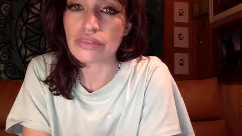 ariel  colin when hes here online show from 01/17/25, 11:29