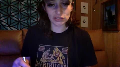 ariel  colin when hes here online show from 01/28/25, 03:57