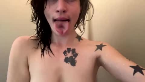 ariel  colin when hes here online show from 02/27/25, 02:00