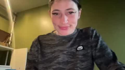 ariel  colin when hes here online show from 01/07/26, 06:43