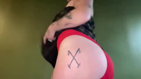 ariel  colin when hes here online show from 01/17/26, 03:17