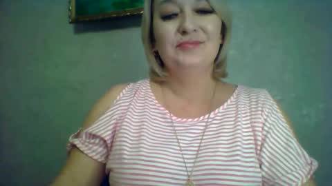 Snapshot of arielxloveresss chatting on 11/13/25, 09:03 ArielXLoveresss online show from 11/13/25, 09:03