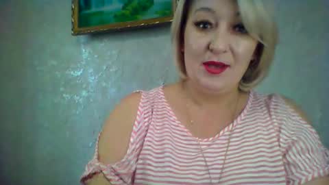 Snapshot of arielxloveresss chatting on 11/14/25, 10:36 ArielXLoveresss online show from 11/14/25, 10:36