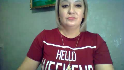 Snapshot of arielxloveresss chatting on 11/29/25, 08:17 ArielXLoveresss online show from 11/29/25, 08:17