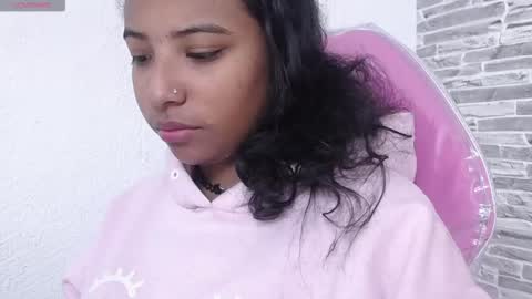 Snapshot of arietta_ chatting on 10/20/25, 12:38 ARIETTA online show from 10/20/25, 12:38