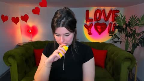 Ari online show from 02/28/25, 05:37