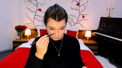 Ari online show from 09/23/25, 09:23