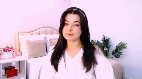 Ari online show from 10/15/25, 09:20