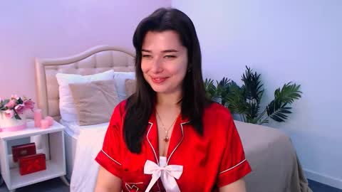 Ari online show from 12/05/25, 01:31