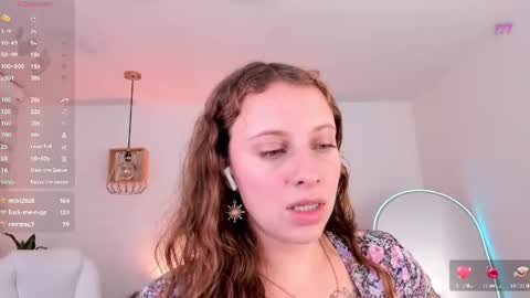 Snapshot of arii_1010_ chatting on 07/23/26, 01:58 Ari online show from 07/23/26, 01:58