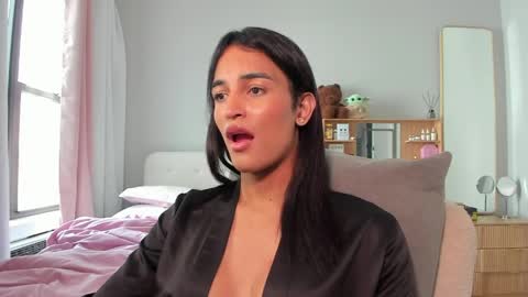 Aria online show from 04/18/26, 05:50