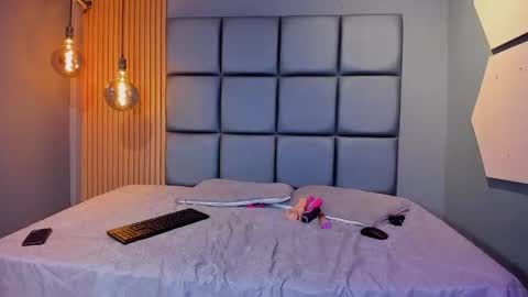 ARIANA   online show from 09/13/25, 12:38