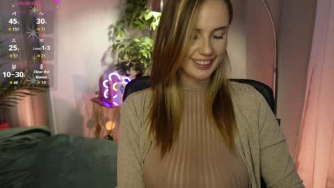 Arika and Monica online show from 10/05/25, 02:48