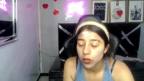 Snapshot of arimeraki_v chatting on 05/31/26, 03:04 Hi Stream 1000pm to 600am online show from 05/31/26, 03:04